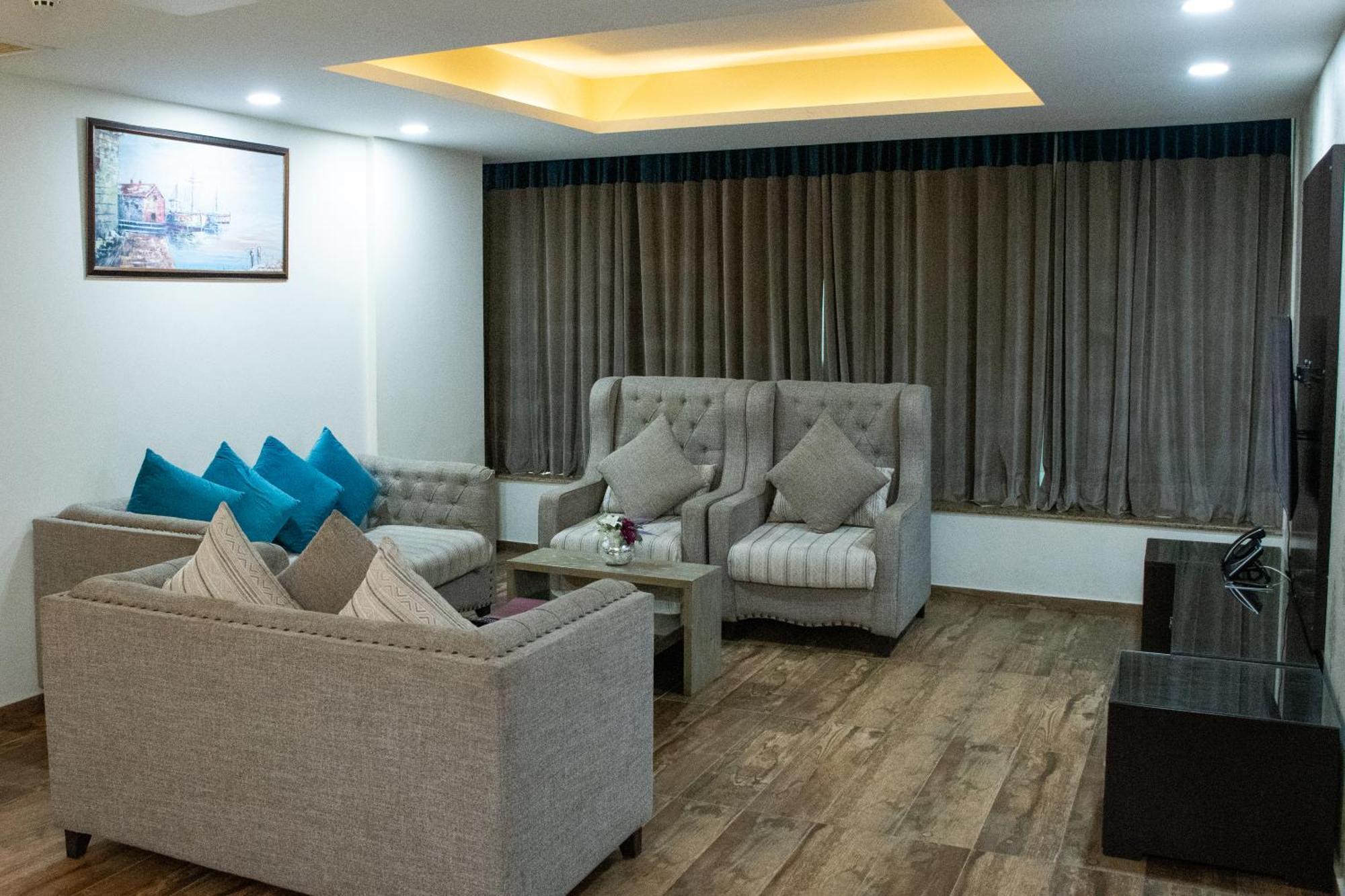 Centaurus Hotel Suites اسلام اباد المظهر الخارجي الصورة