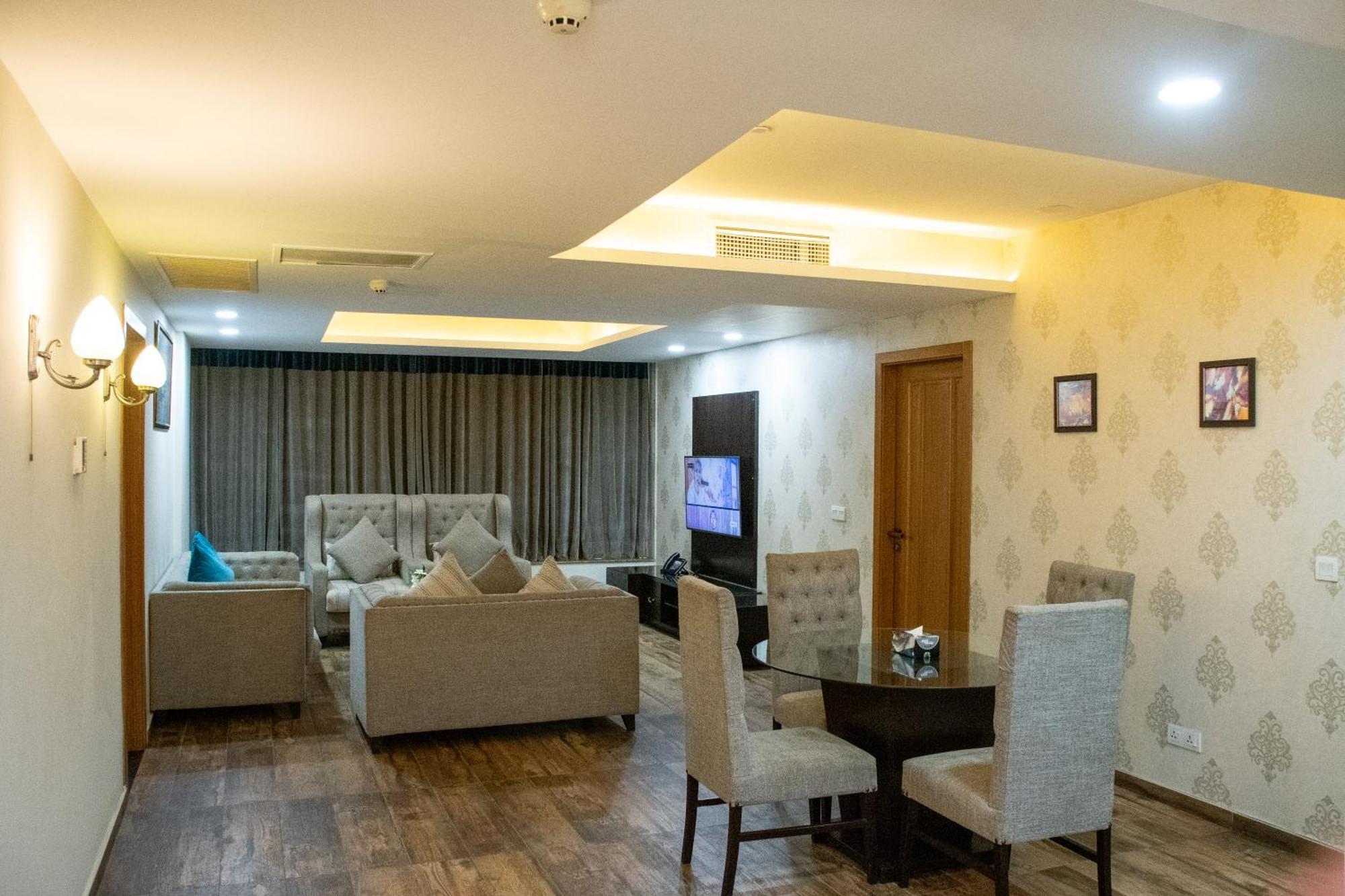 Centaurus Hotel Suites اسلام اباد المظهر الخارجي الصورة