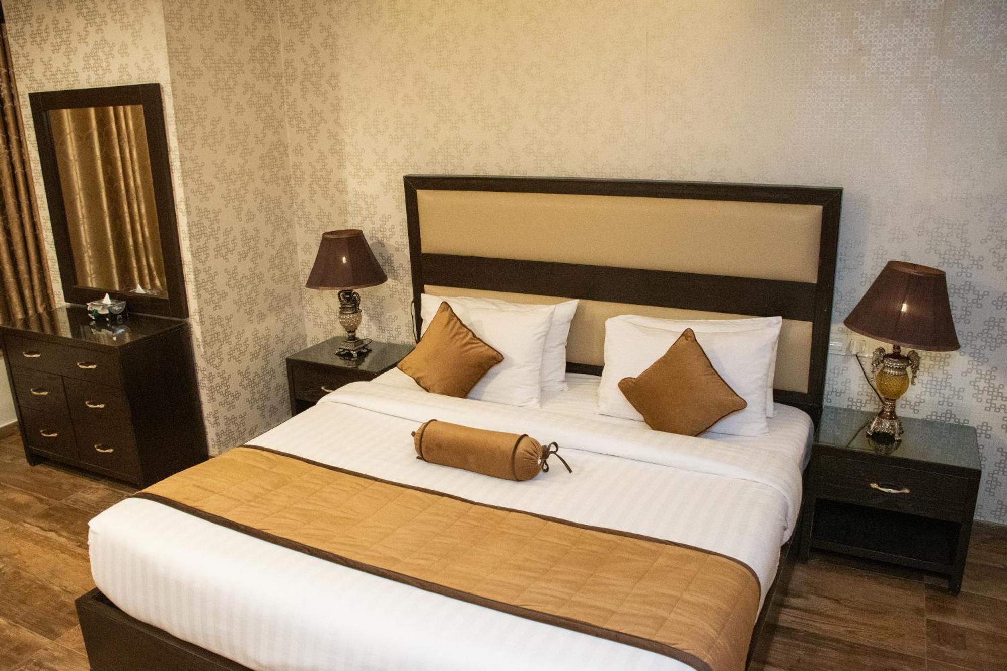 Centaurus Hotel Suites اسلام اباد المظهر الخارجي الصورة
