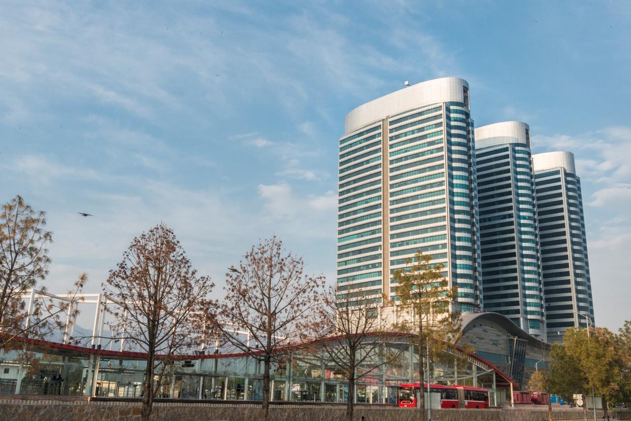 Centaurus Hotel Suites اسلام اباد المظهر الخارجي الصورة
